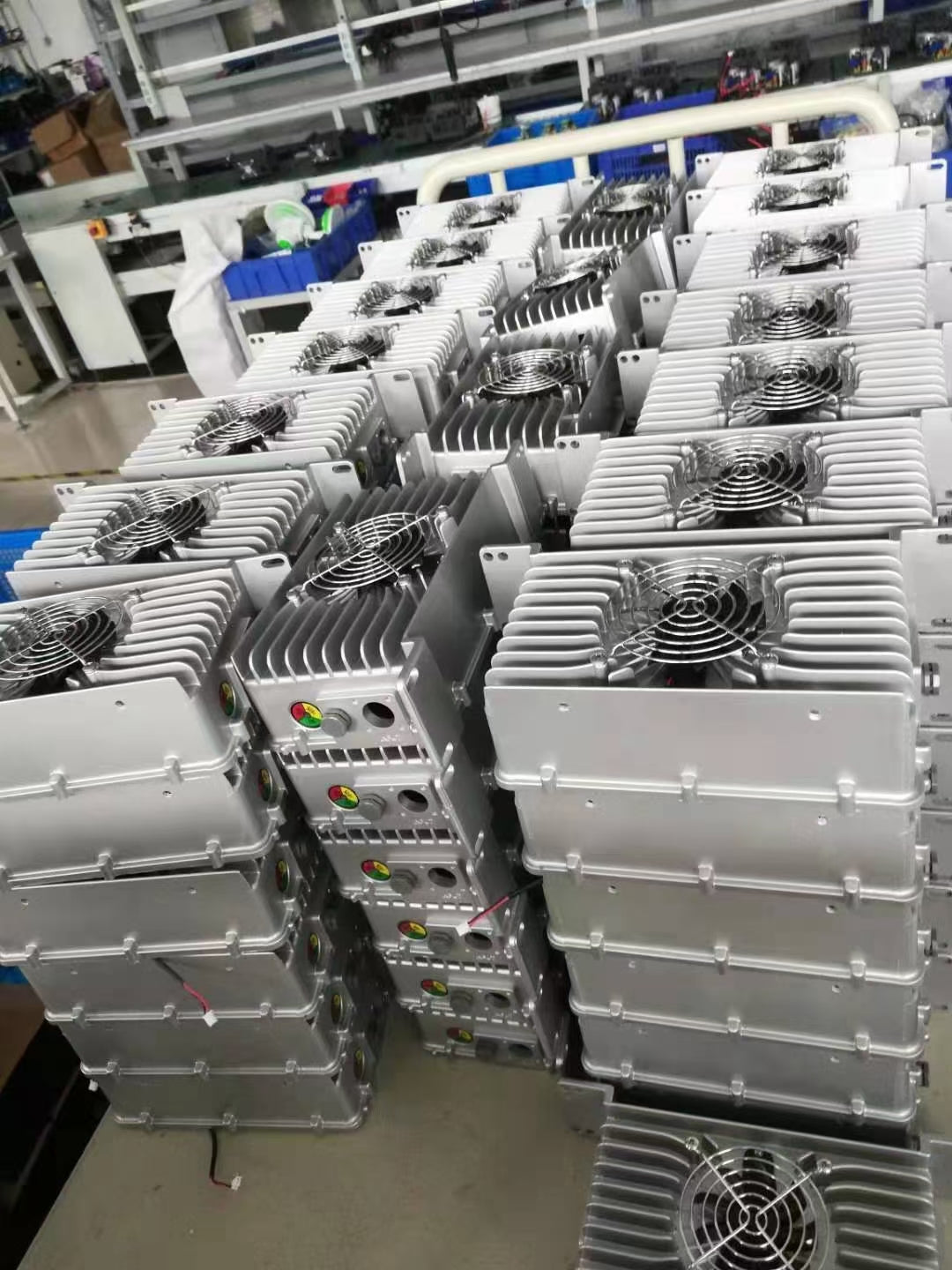 800W 63V 67.2V 71.4V 73V 10A 12A OBC charger