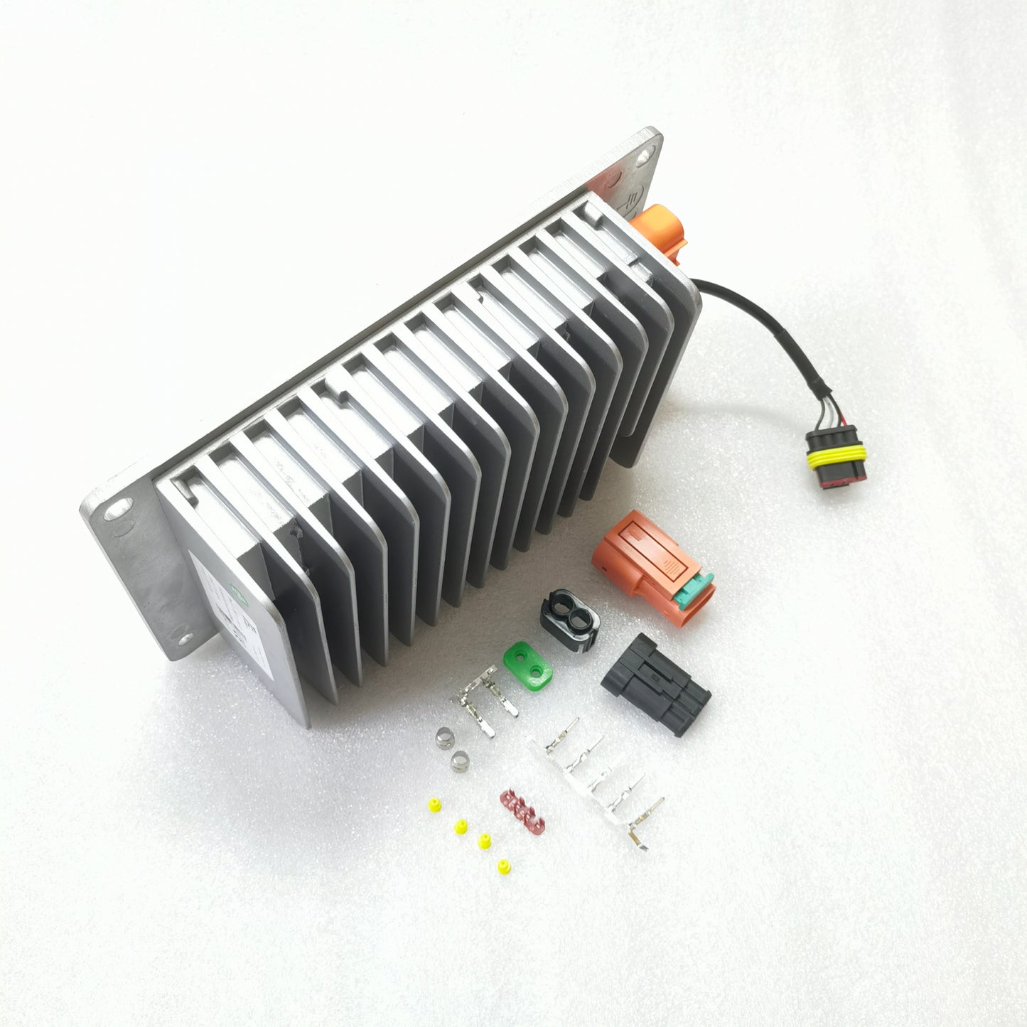 Elcon TC Charger TDC-IY-72-12 DCDC